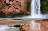 Aux pieds de Mooney Falls