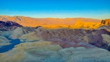 Zabriskie Point au lever du Soleil
