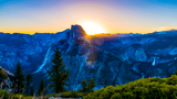 Lever de Soleil vu de Glacier Point