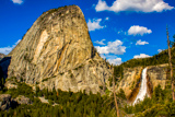 Liberty Cap et Nevada Fall, vus de Panorama Trail
