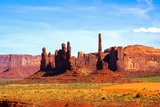 Totem Pole & Yei Bi Che