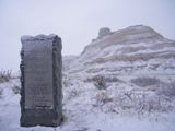 Oregon Trail Marker devant Sentinel Rock