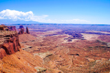 Buck Canyon, vu de Mesa Arch (Washer Woman &agrave; gauche)