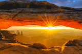 Lever de Soleil sur Mesa Arch