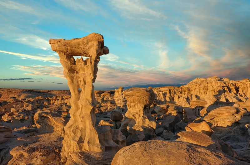 Alien Throne
