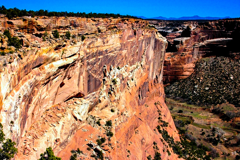 Massacre Cave Overlook