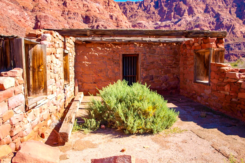 Lees Ferry Fort