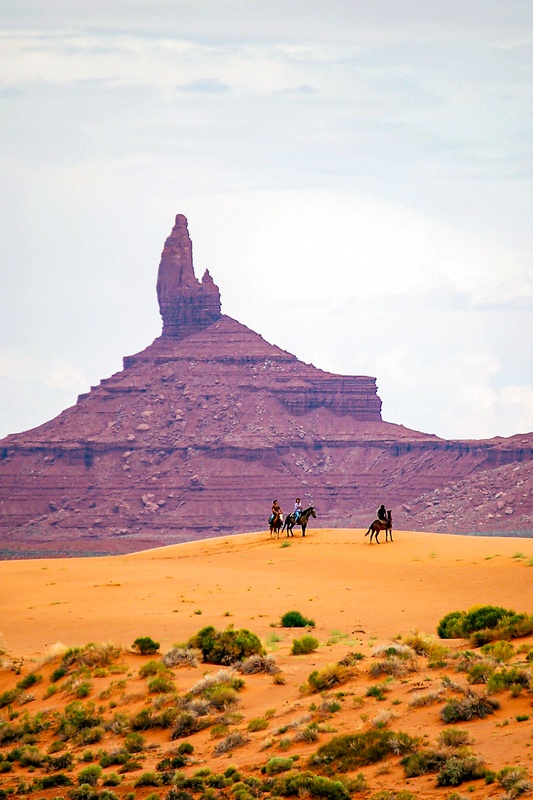 Balade à cheval à Monument Valley