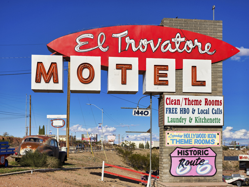 El Trovatore Motel