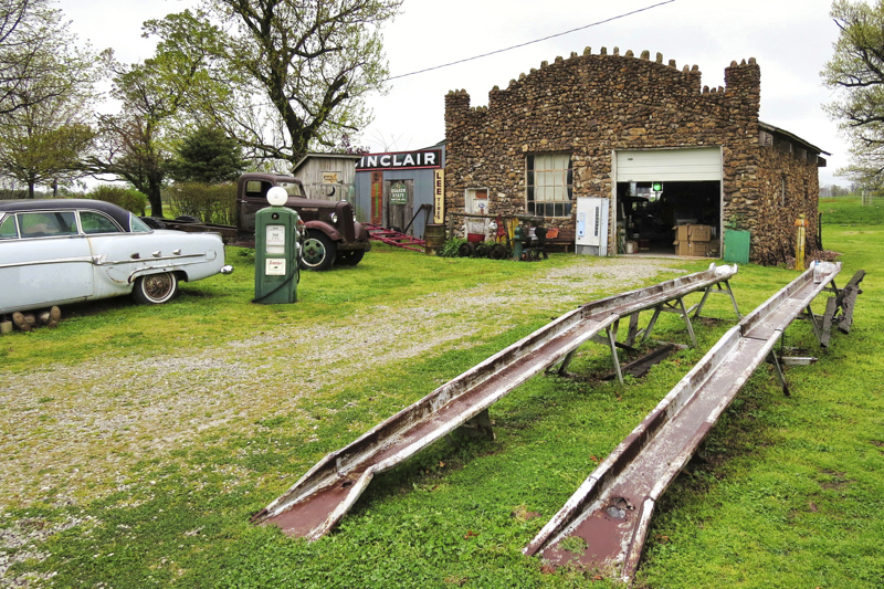 Paris Springs Cobblestone Garage