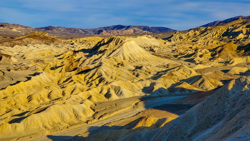 Twenty Mule Team Canyon