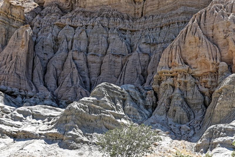 White House Cliffs