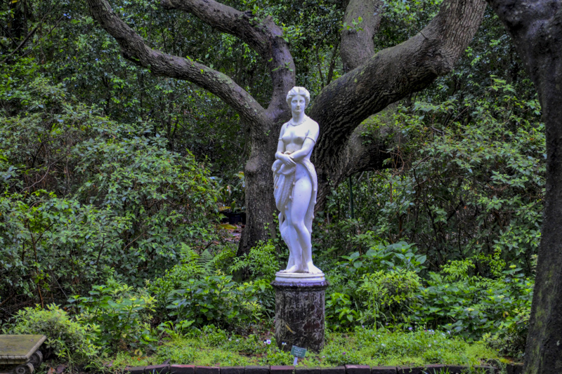 The Elizabethan Gardens