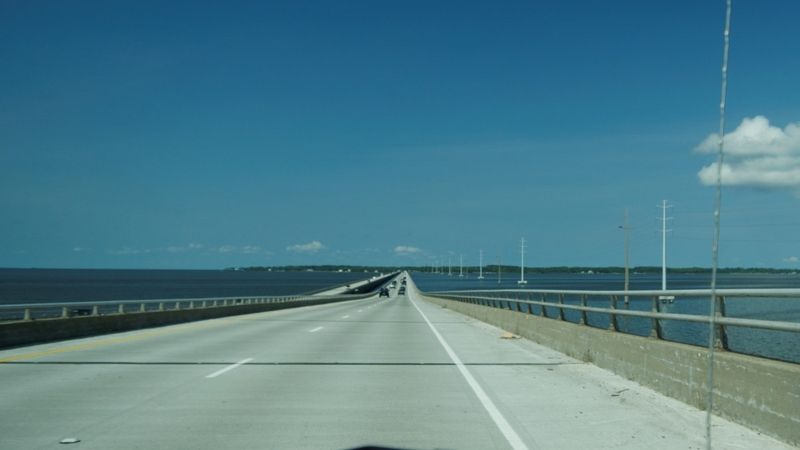 Pont entre Bodie Island et le continent