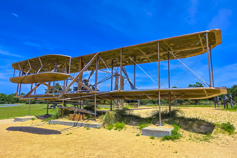 1903 Commemorative Sculpture