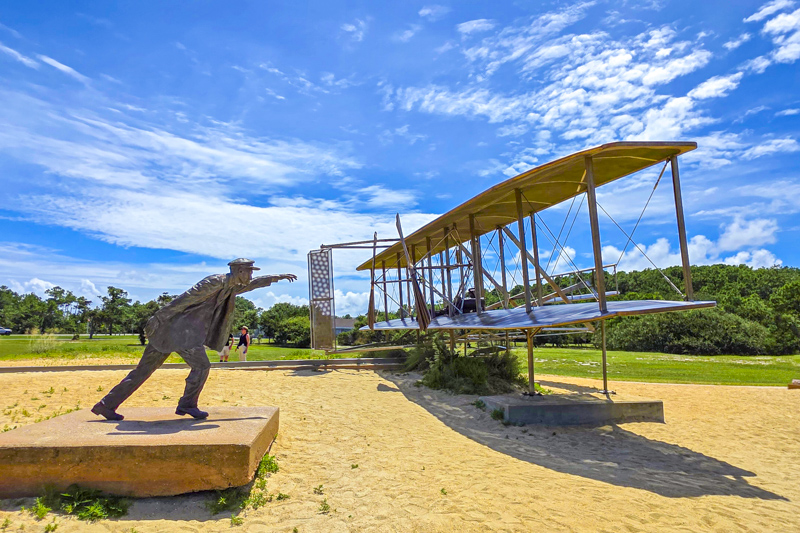 1903 Commemorative Sculpture