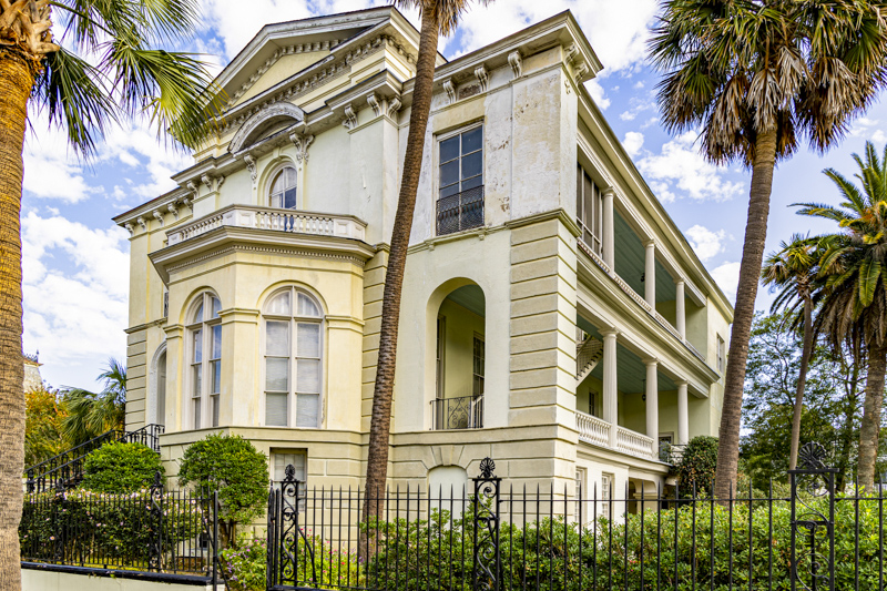 Robertson-Pickens House