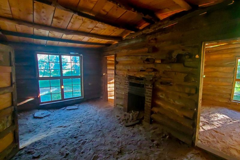 Josie Morris Cabin