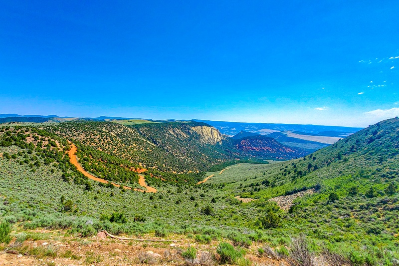 Viva Cake Hill Overlook