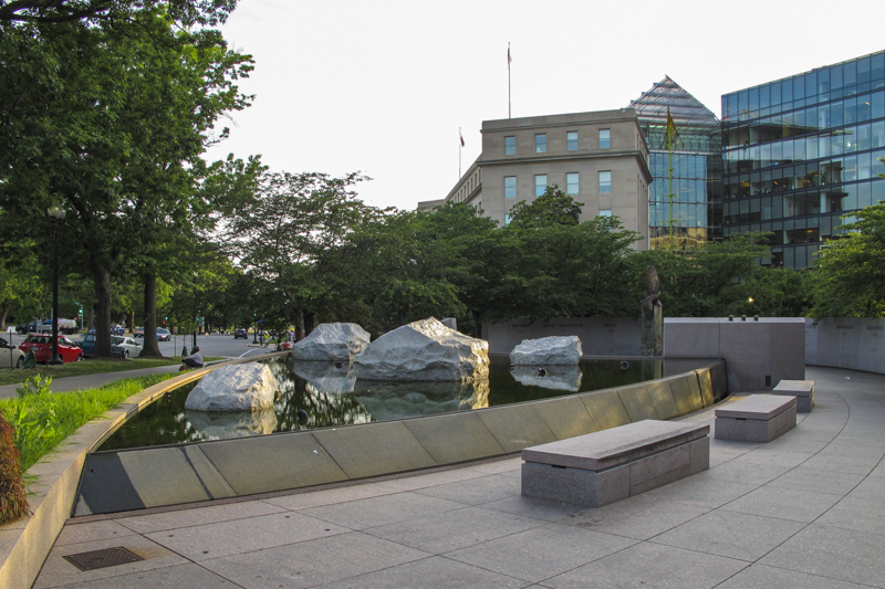 Japanese American Memorial to Patriotism During World War II