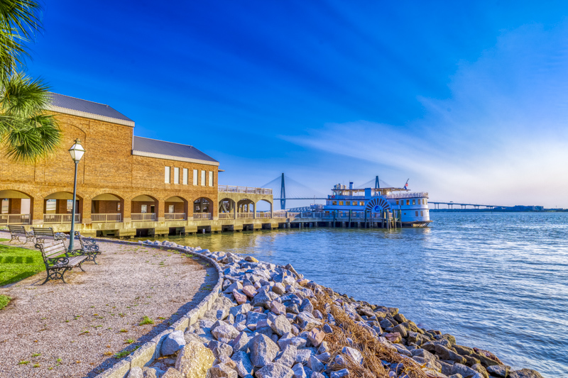 Quai de Liberty Square