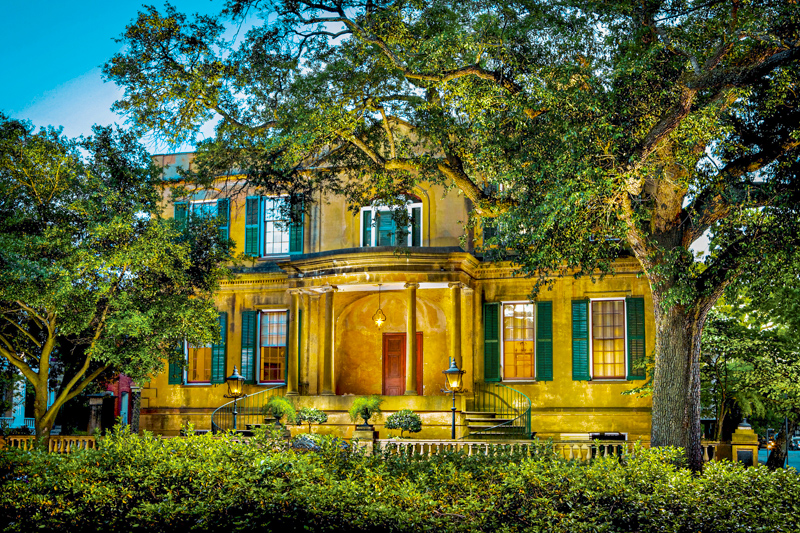 Owens-Thomas House & Slave Quarters
