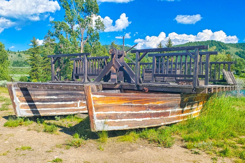 Menors Ferry