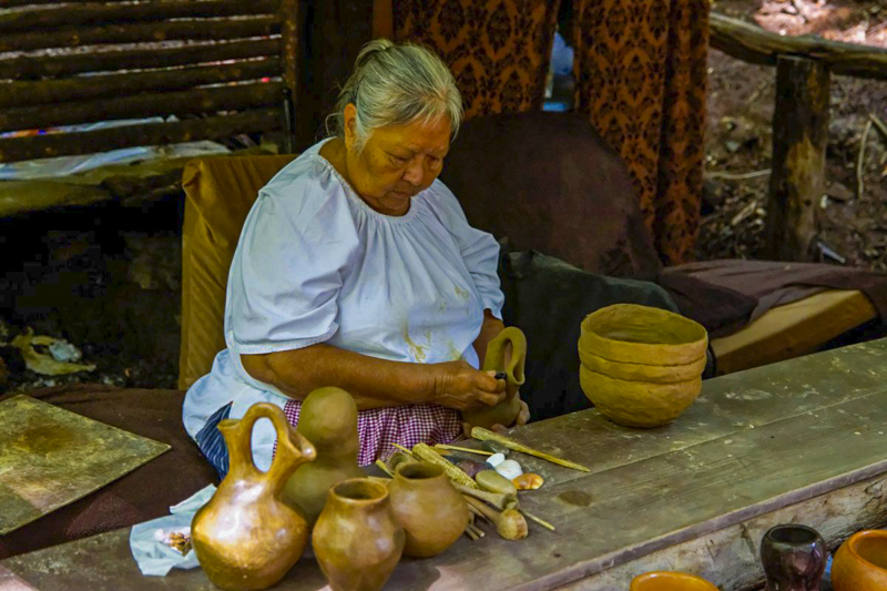 Oconaluftee Indian Village