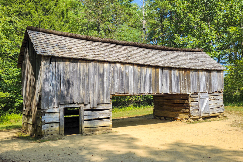 John P. Cable Drive Through Barn
