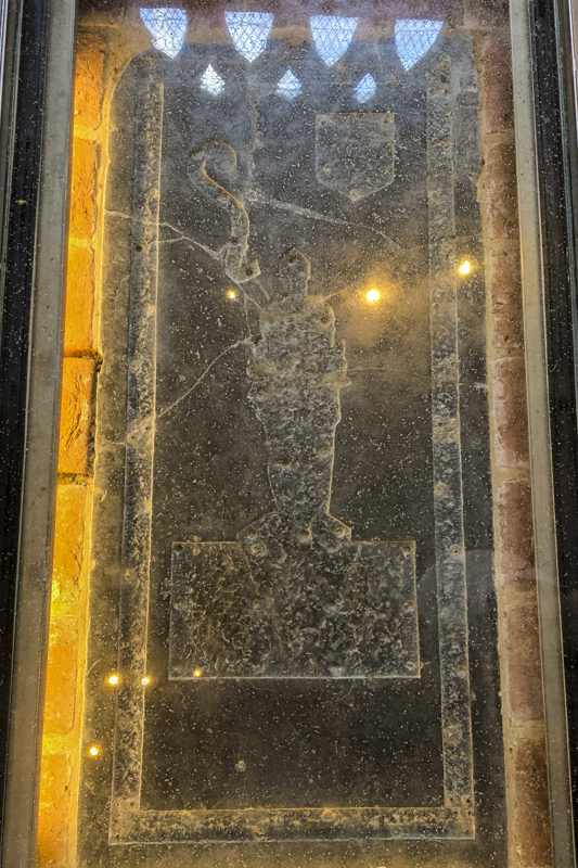 Knight's Tombstone