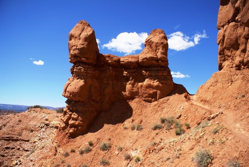 Shakespeare Arch & Sentinel Trail
