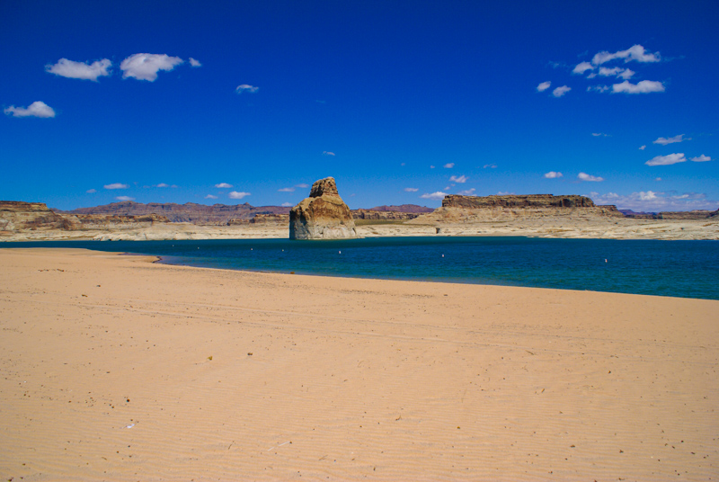 Lone Rock Beach