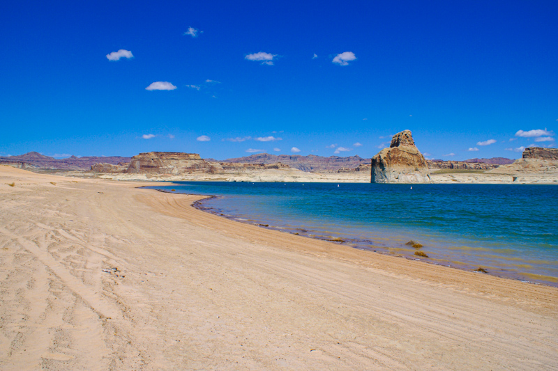 Lone Rock Beach