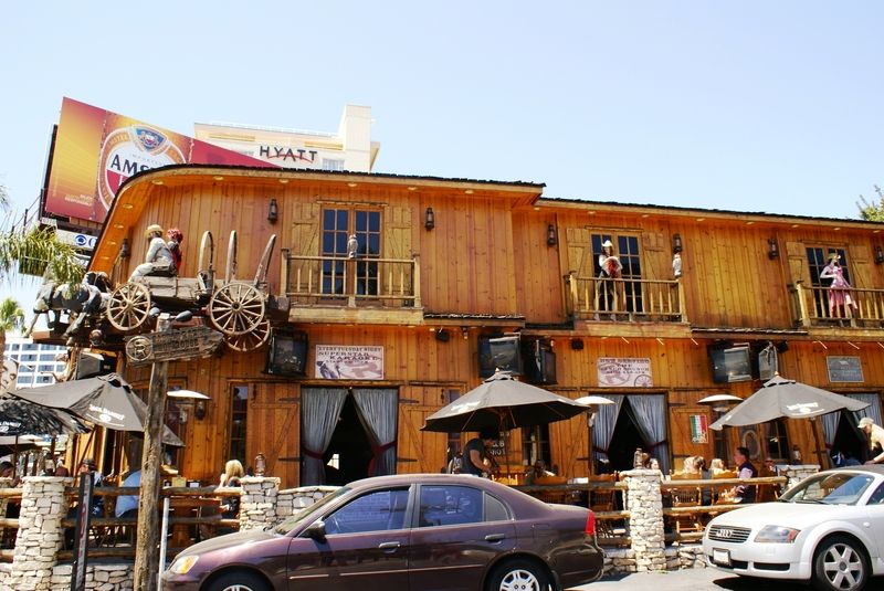 Saddle Ranch Chop House sur Sunset Boulevard