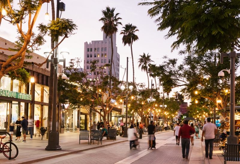 Third Street Promenade
