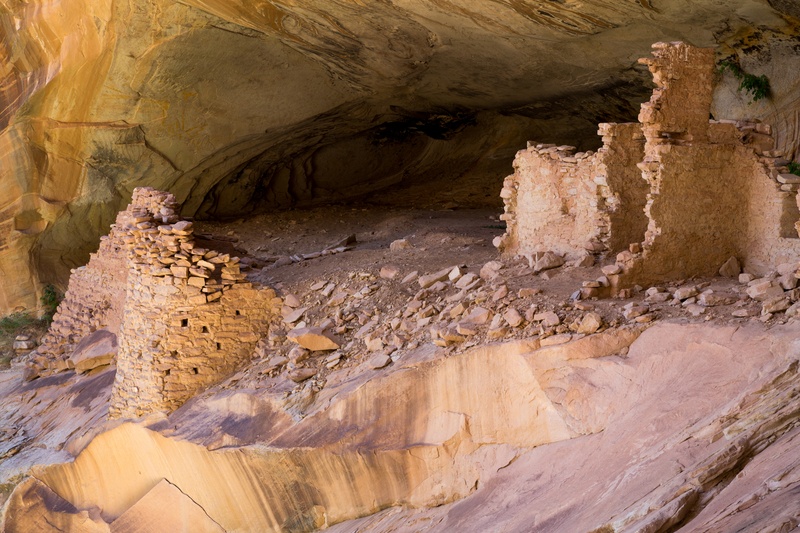 Monarch Cave Ruins