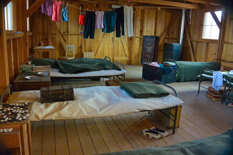 Intérieur d'un baraquement