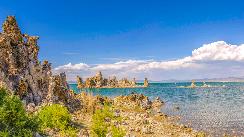 South Tufa Area