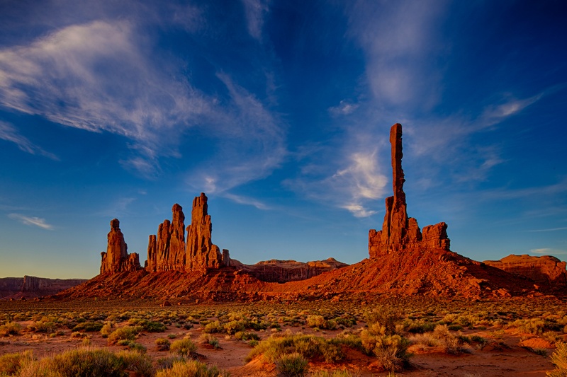 Totem Pole & Yei Bi Che
