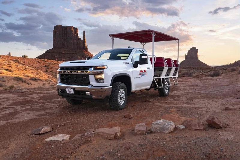 4x4 utilisé pour une visite guidée de Monument Valley