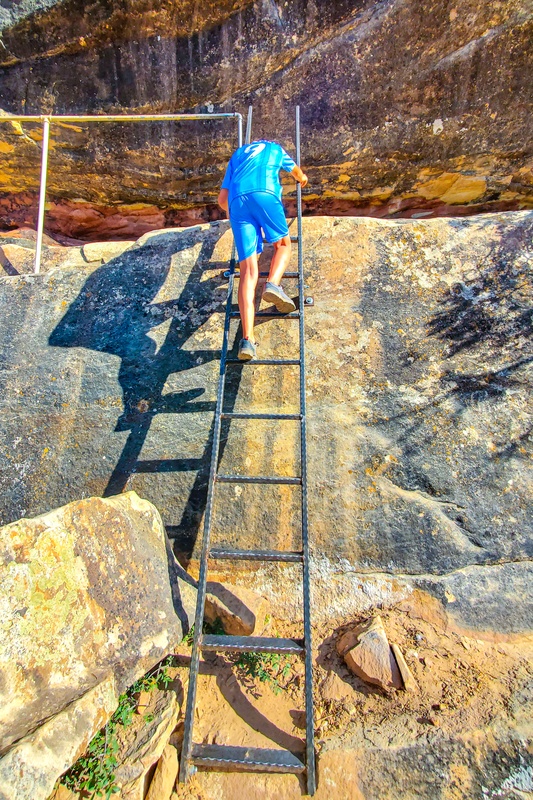 Sipapu Bridge Trail
