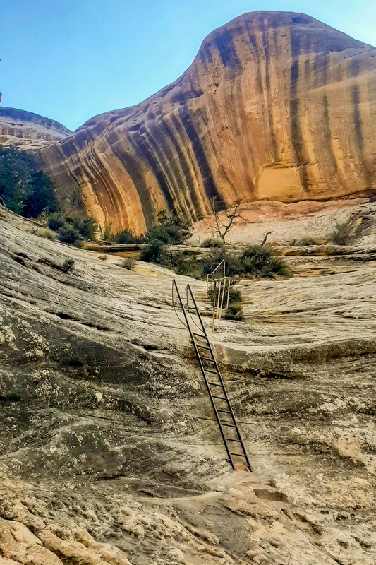Sipapu Bridge Trail