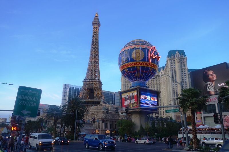 Le Paris