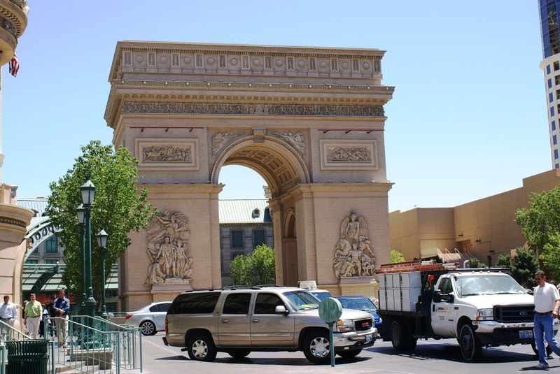 Le Paris