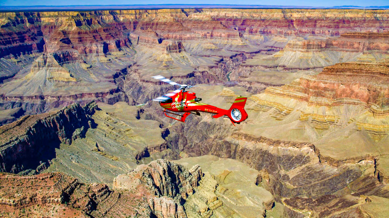Survol du Grand Canyon