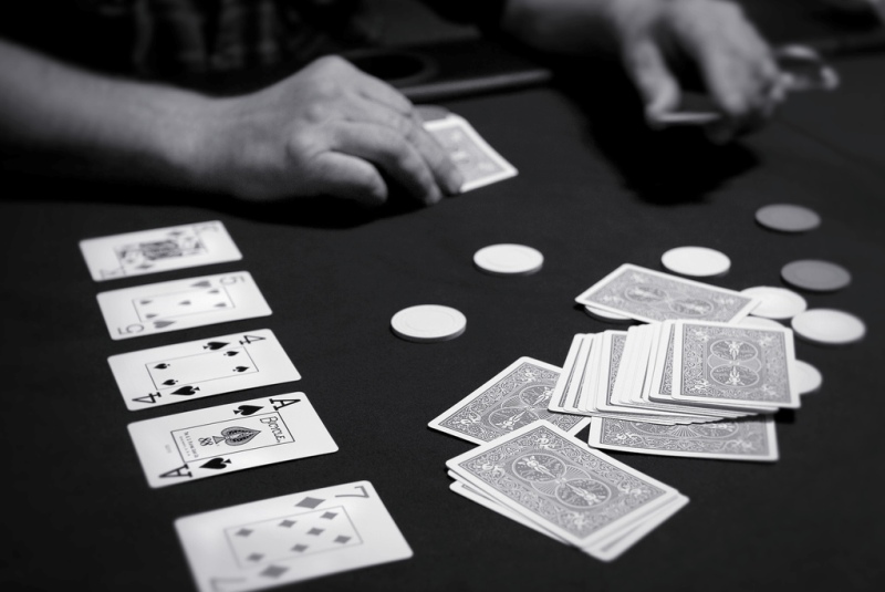 Jouer au poker