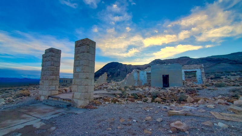 Overbury Building & Bishop Jewelry Store