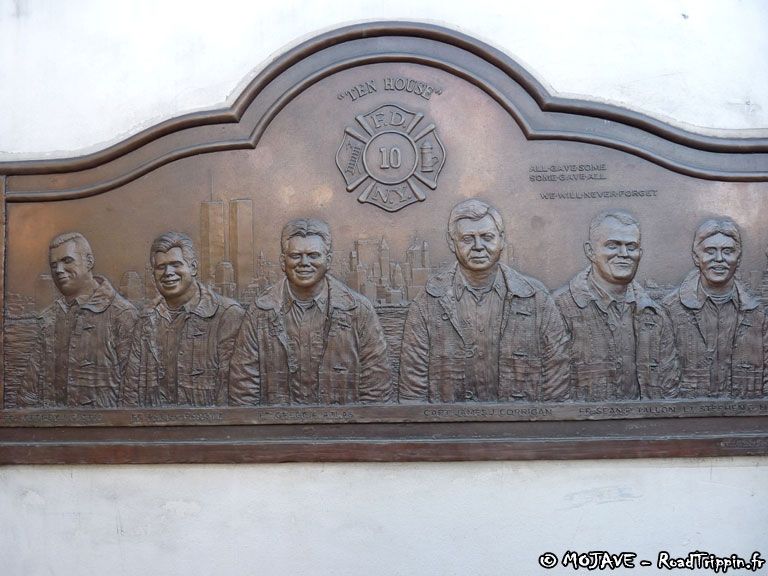 Plaque Ten House