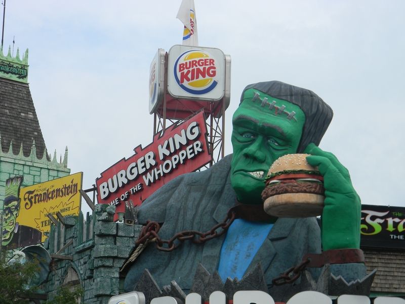Niagara Falls - Clifton Hill