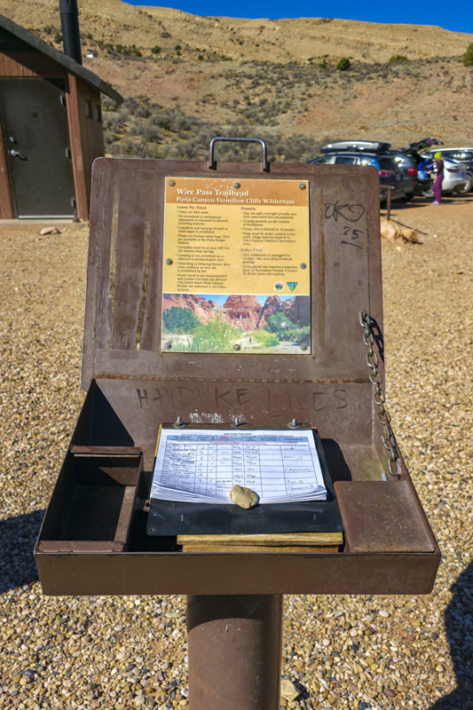 Registre au départ d'une randonnée